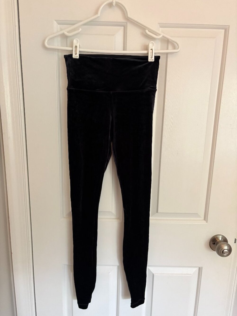 Athleta Black Brushed Velvet Leggings Size XS